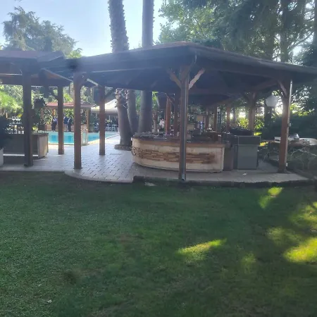 Riccio - La Cantina Del Contadino B&B 렌데