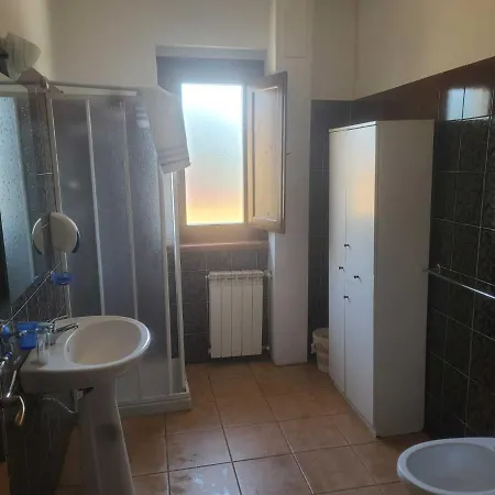 B&B Riccio - La Cantina Del Contadino 3*