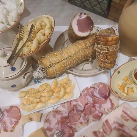 Riccio - La Cantina Del Contadino 3* 렌데